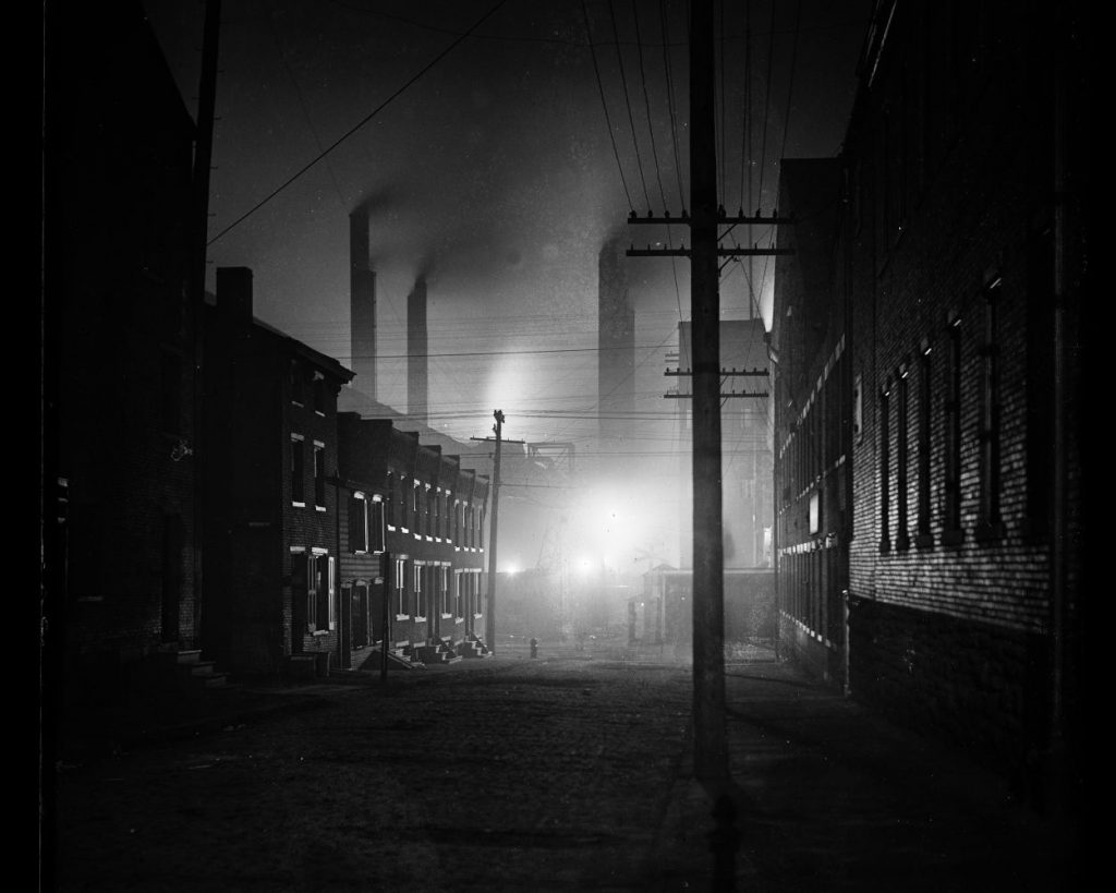 Pittsburgh street at night